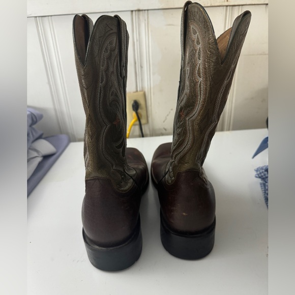 Ariat Cowboy Boots size 12D Boots.  Worn only a couple of times. - Picture 16 of 16